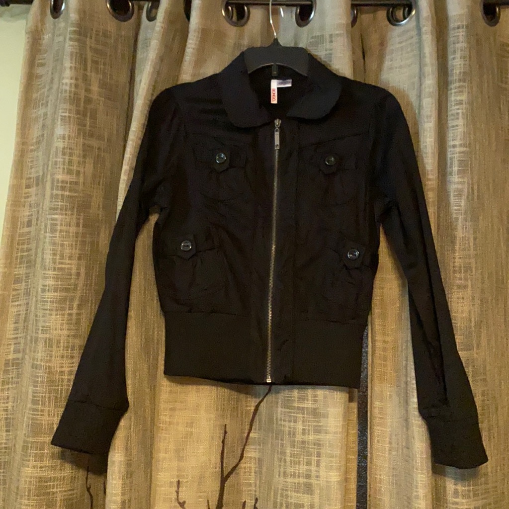 Bongo Jacket With Buttons